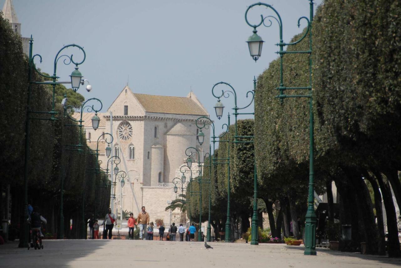 B&B Fabricanovantacinque Trani Exterior foto